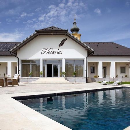 Notarius Vendeghaz Bed & Breakfast Poroszló Dış mekan fotoğraf